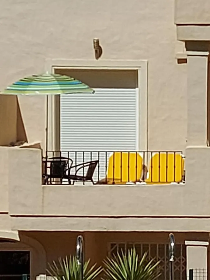 Duquesa Fairways, A Spacious Apartment With Fabulous Views And Facilities Манилва